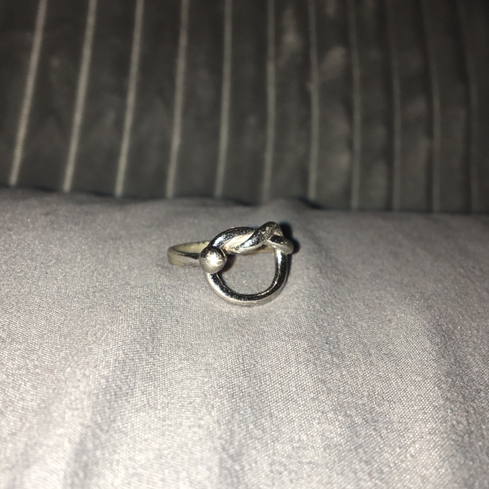 Knot Ring